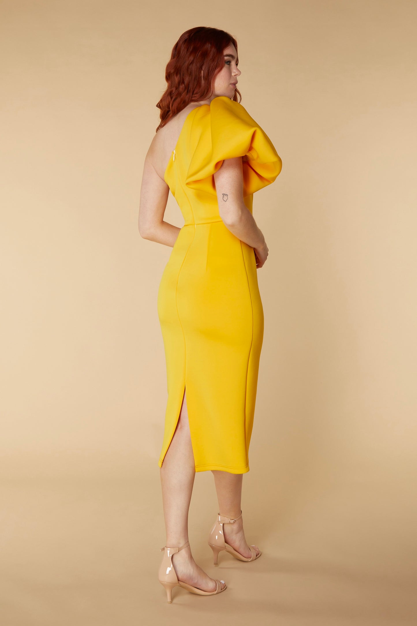 Jarlo Velvette one shoulder puff sleeve yellow scuba midi dress