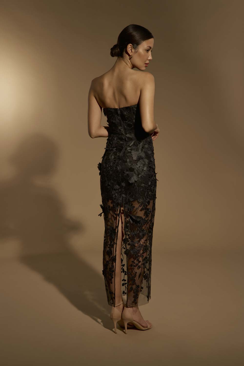 Jarlo's Alice Strapless Midi Dress in Floral 3D Lace in Black – Jarlo
